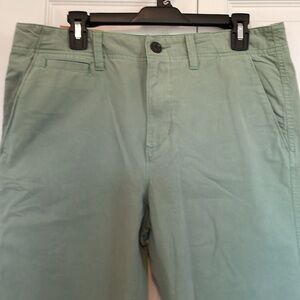 NWT Urban Pipeline green 34x30 Pants. Front/back pockets Straight leg flat front
